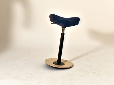 Hocker Move mit Sattelsitz