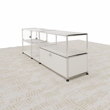 USM Haller - Medienmöbel mit Vitrine