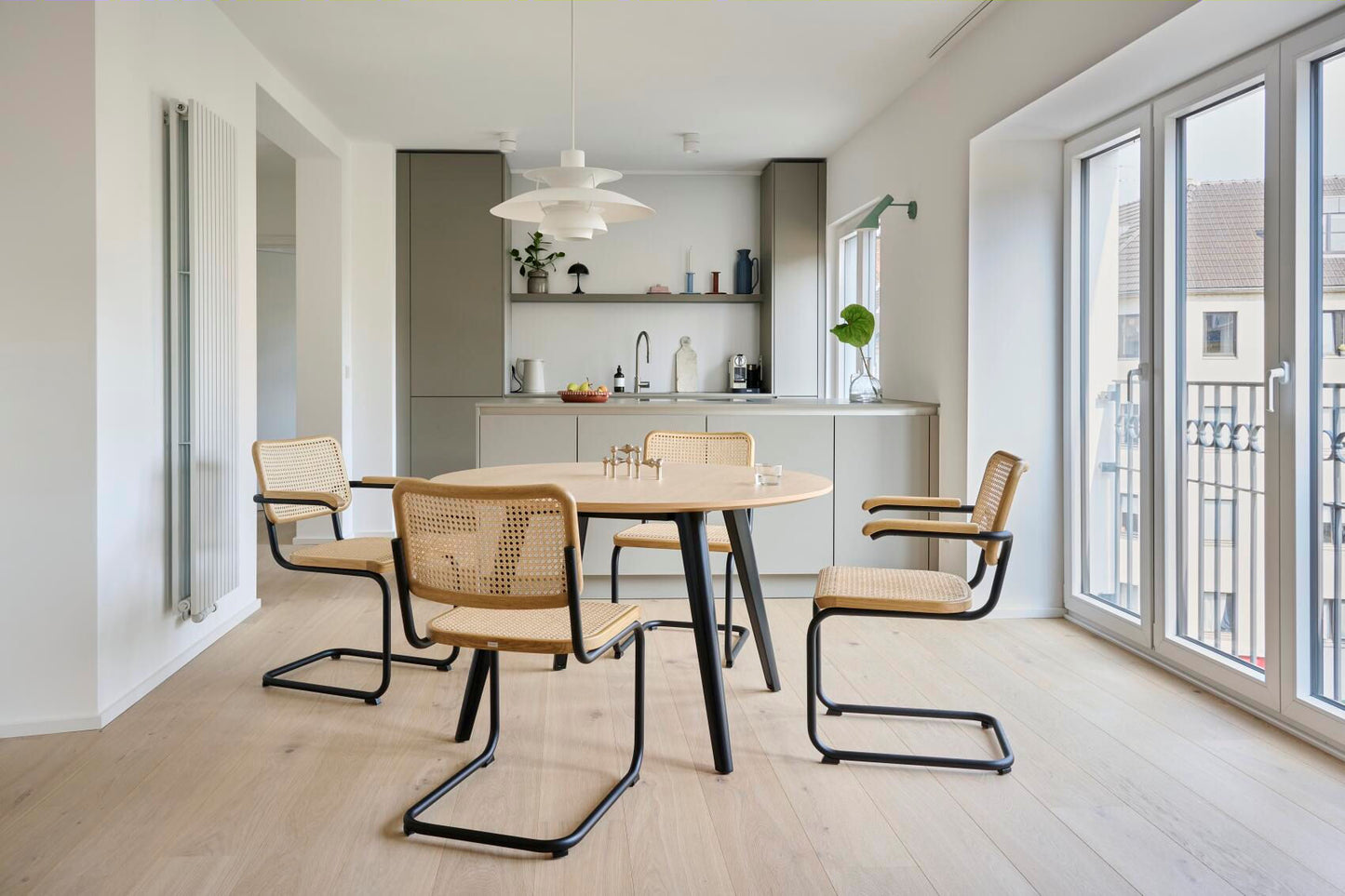 Freischwinger S 32 / S 64 Schwarz - Thonet