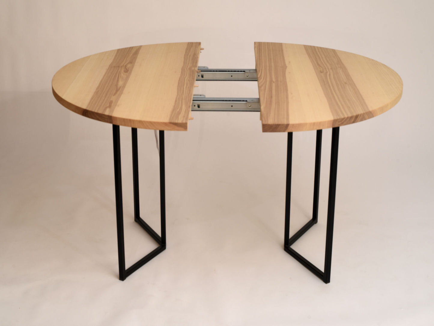 Tisch Orbis, Esche, D 110 cm
