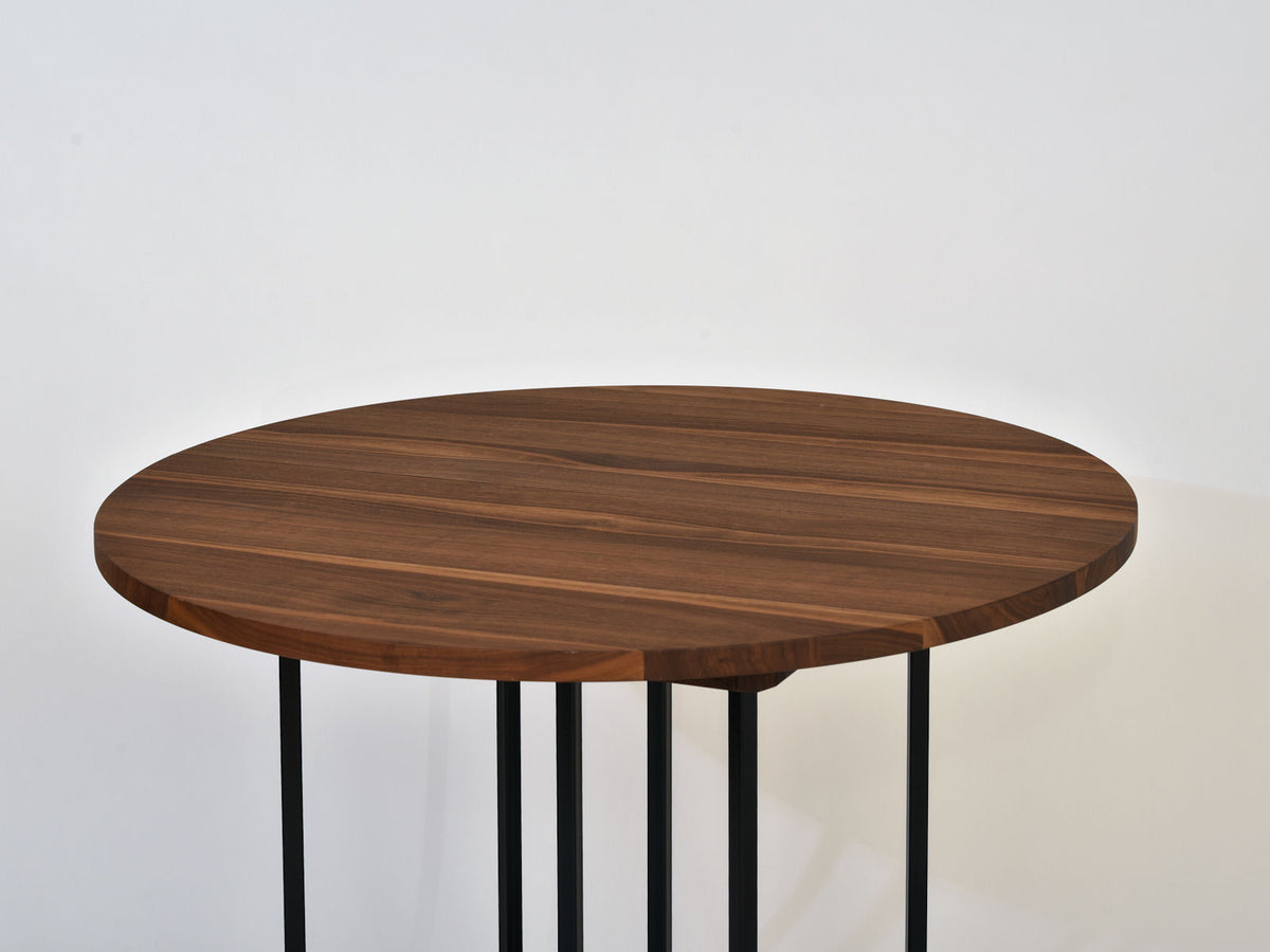 Tisch Orbis, Nussbaum, D 100 + 50 cm - Reduziertes Einzelstück