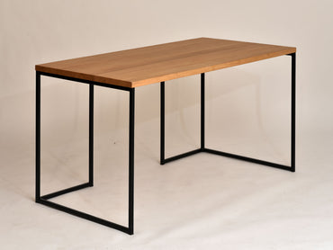 Schreibtisch Orbit, Kernbuche, 140/75 cm
