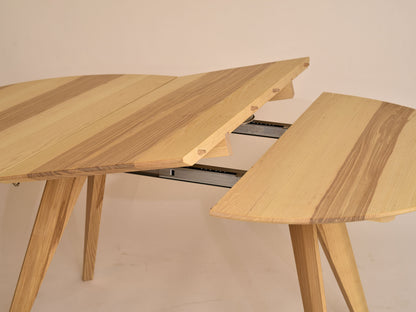Tisch Sfer, Esche, D 110 cm - besonderes Holz, besonderer Preis