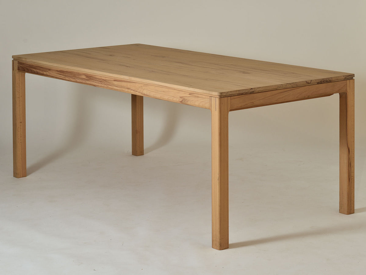 Tisch Tau, Kernbuche Weißöl, 190/93 cm - besonders günstiges Einzelstück