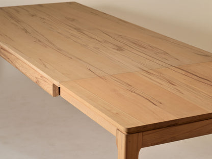 Tisch Tau, Kernbuche Weißöl, 190/93 cm - besonders günstiges Einzelstück