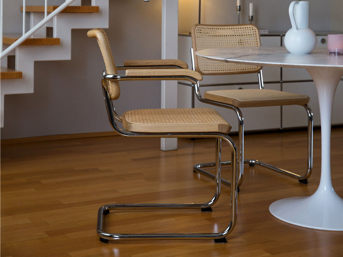 Freischwinger Thonet S 64 Eiche - mit Armlehnen