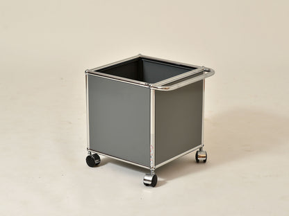 USM-Haller Rollbox, Farbe Mittelgrau