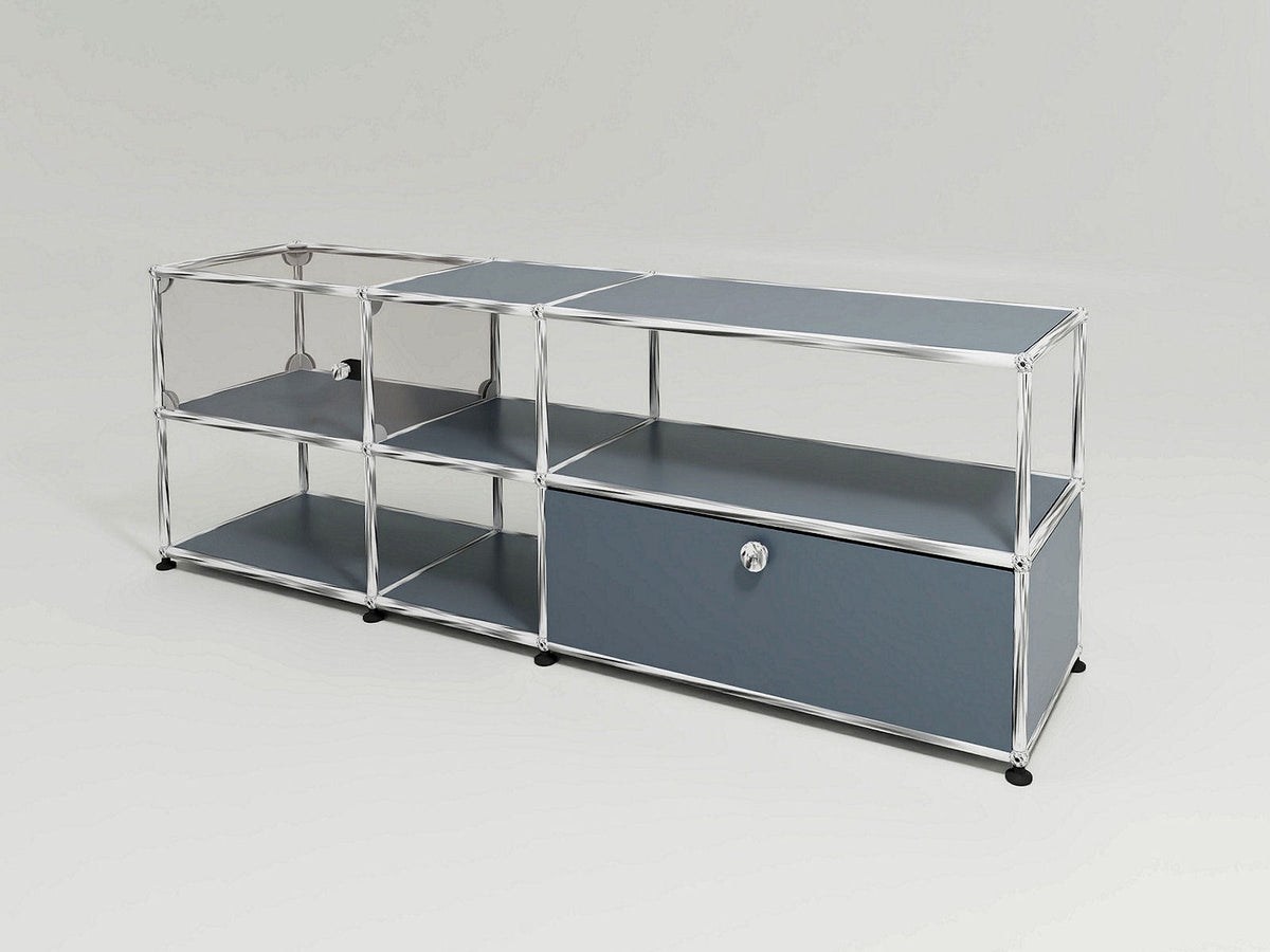 USM Haller - Medienmöbel mit Vitrine