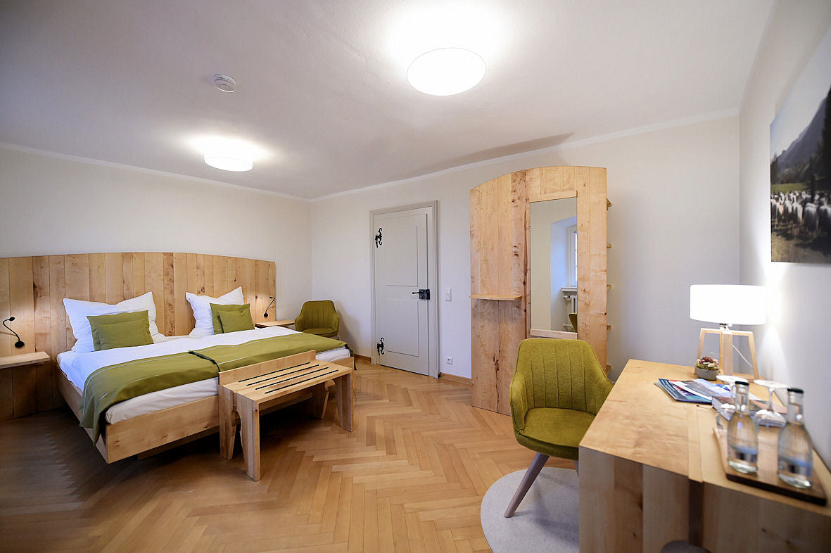 wohnnatur_hotelozimmer_frauenberg_01